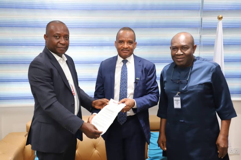 Jamoh wins Vanguard maritime public sector icon 2021