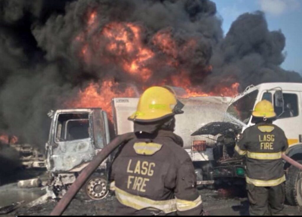 Fuel tanker explodes in Lagos