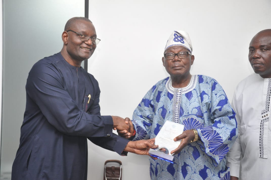 Dockworkers' salaries increased by 2,000% in 17 years- STOAN