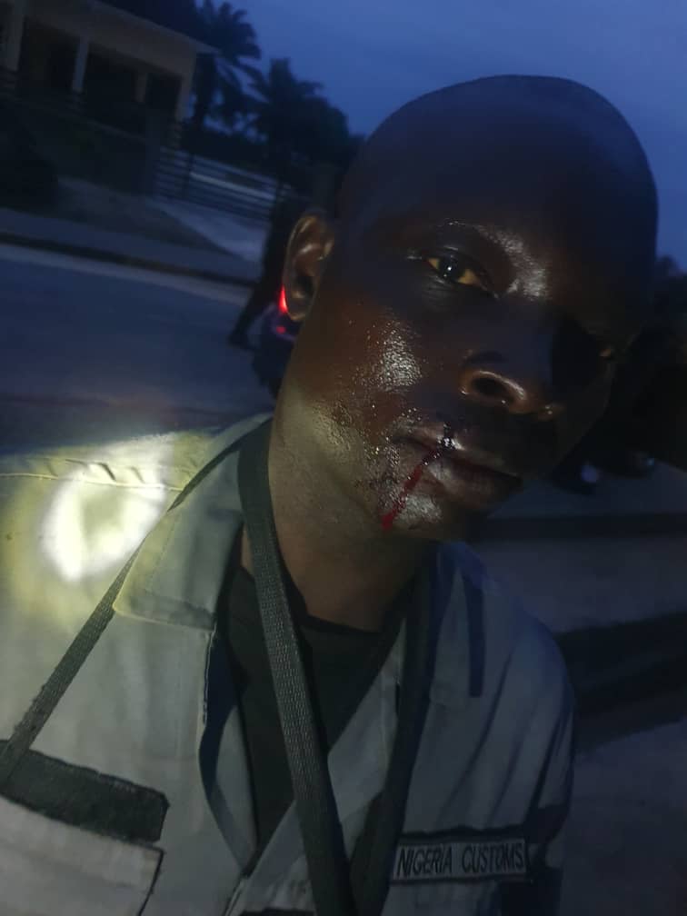 Customs repels smuggling gang's attack in Lagos