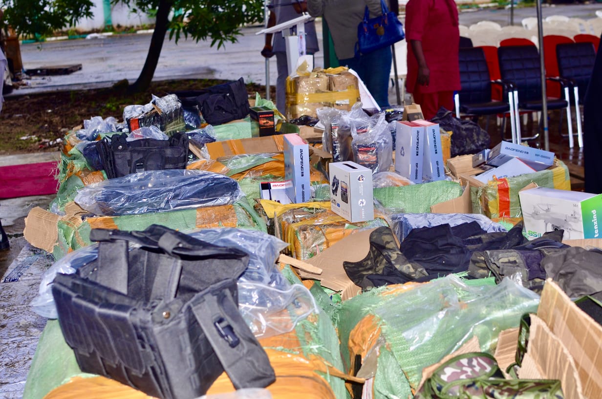 https://maritimetodayonline.com/again-customs-seizes-n1-5bn-firearms-military-equipment-at-lagos-airport/