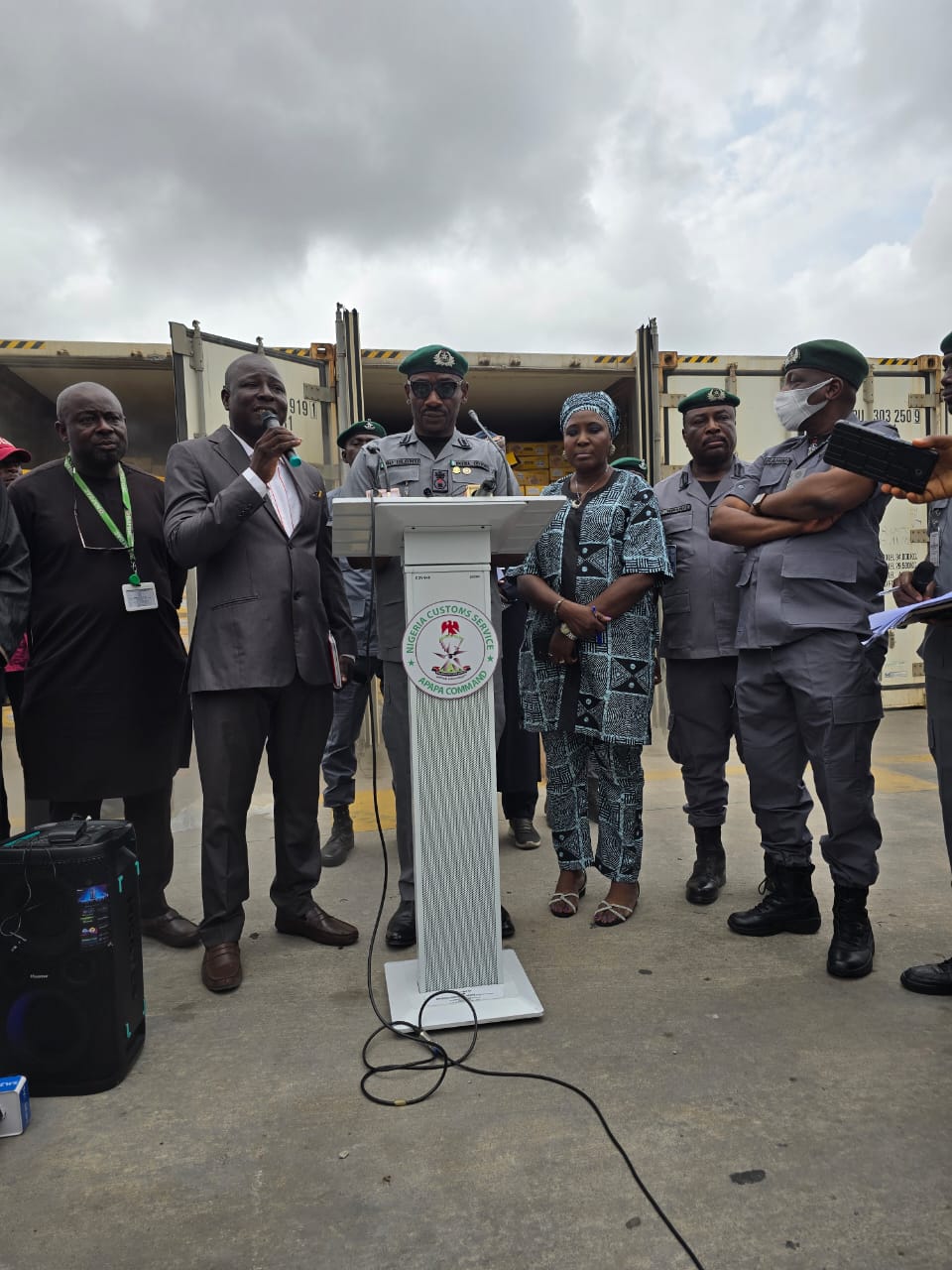 Customs seizes 7 containers of cutlasses, others at Apapa port