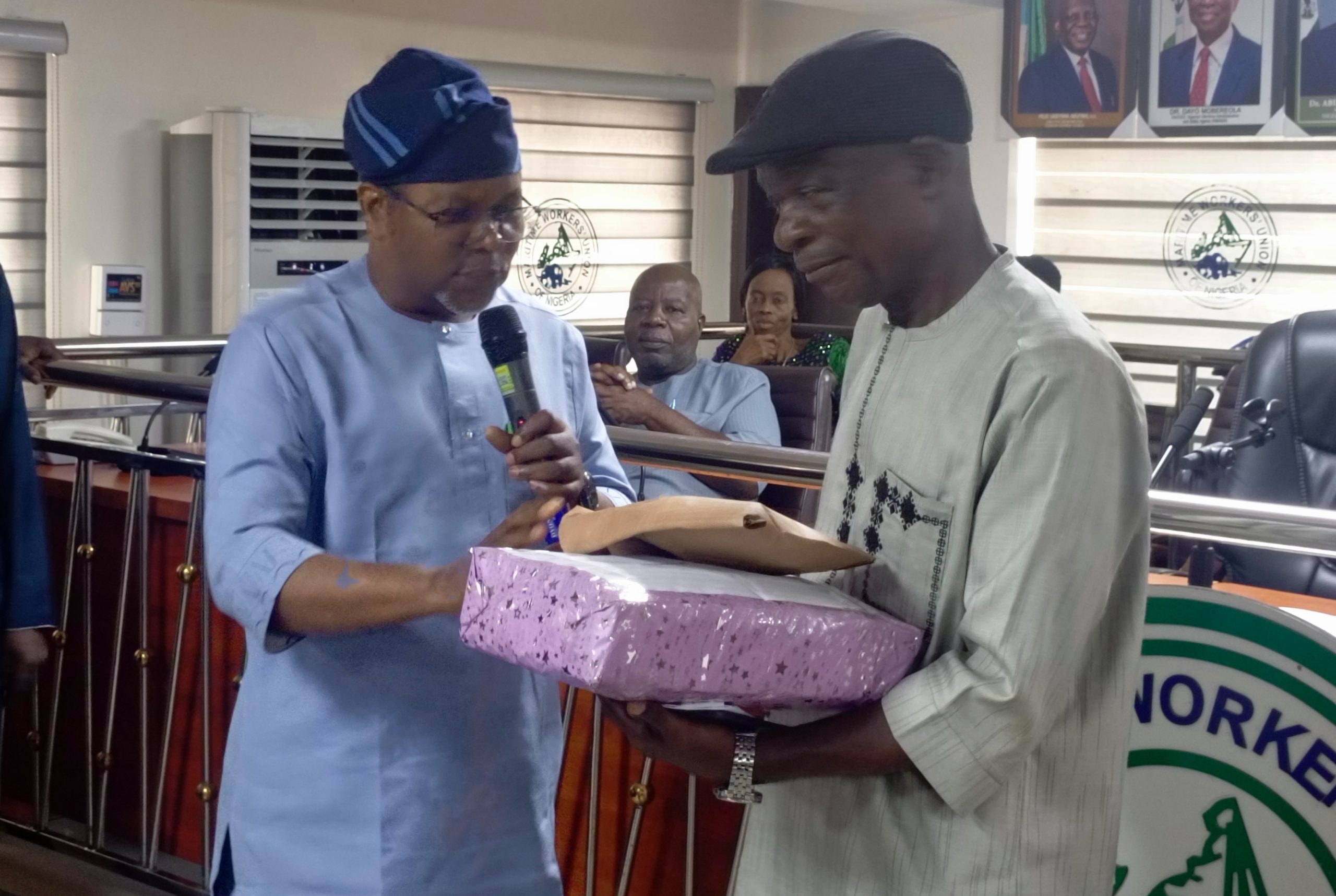 NPA, SSASGOC honour outgoing MWUN President General, Adeyanju