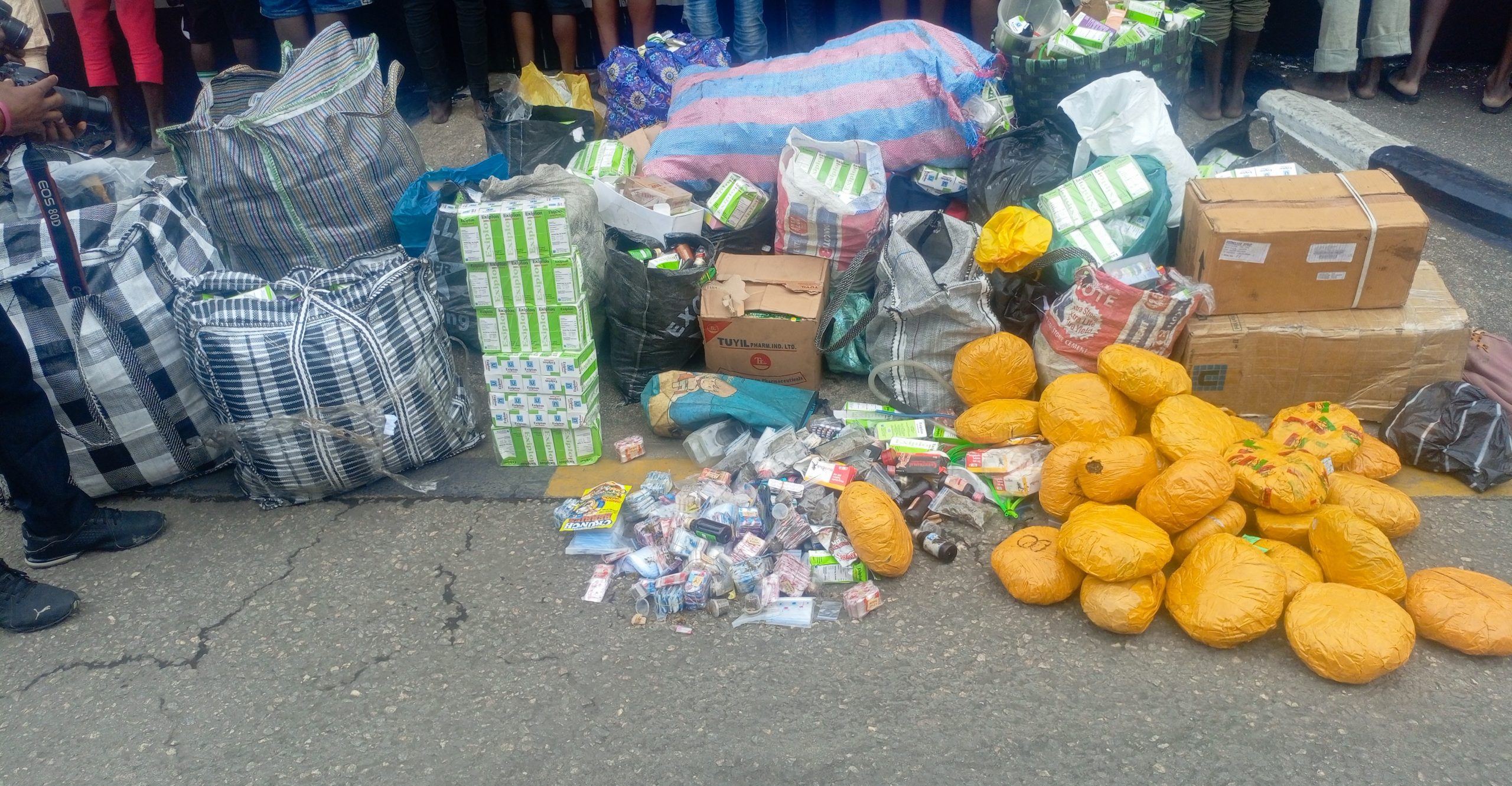 Navy arrests 27 drug peddlers in Lagos raid, hands over to NDLEA