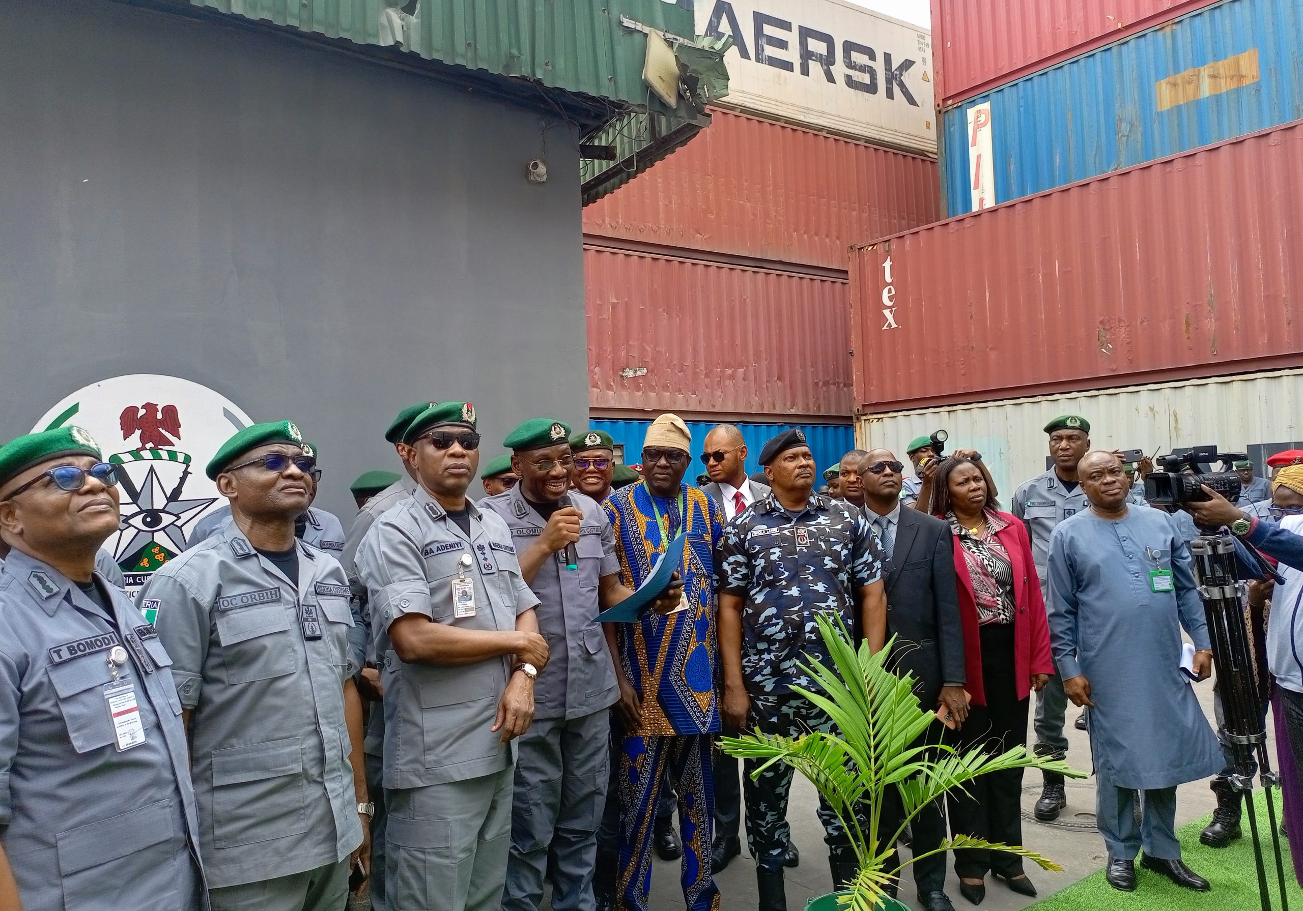 Customs hands over N9.2bn illicit pharmaceuticals to NAFDAC, bans clearance at bonded terminals