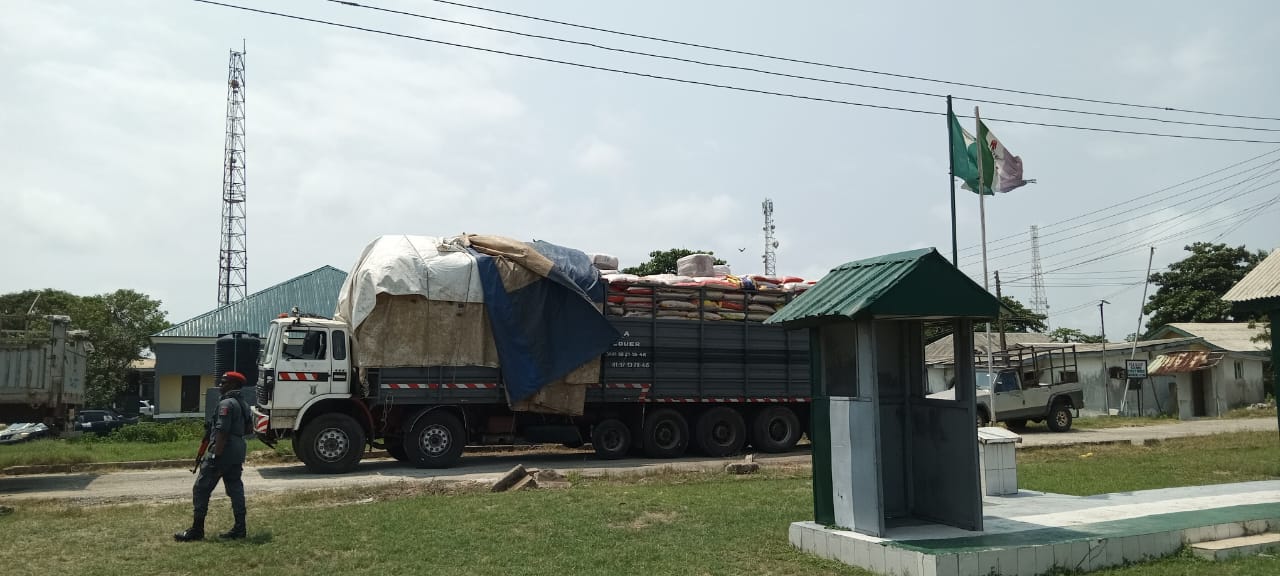 Seme Customs boosts FG's non- oil export drive, facilitates 116,000 metric tonnes in two months