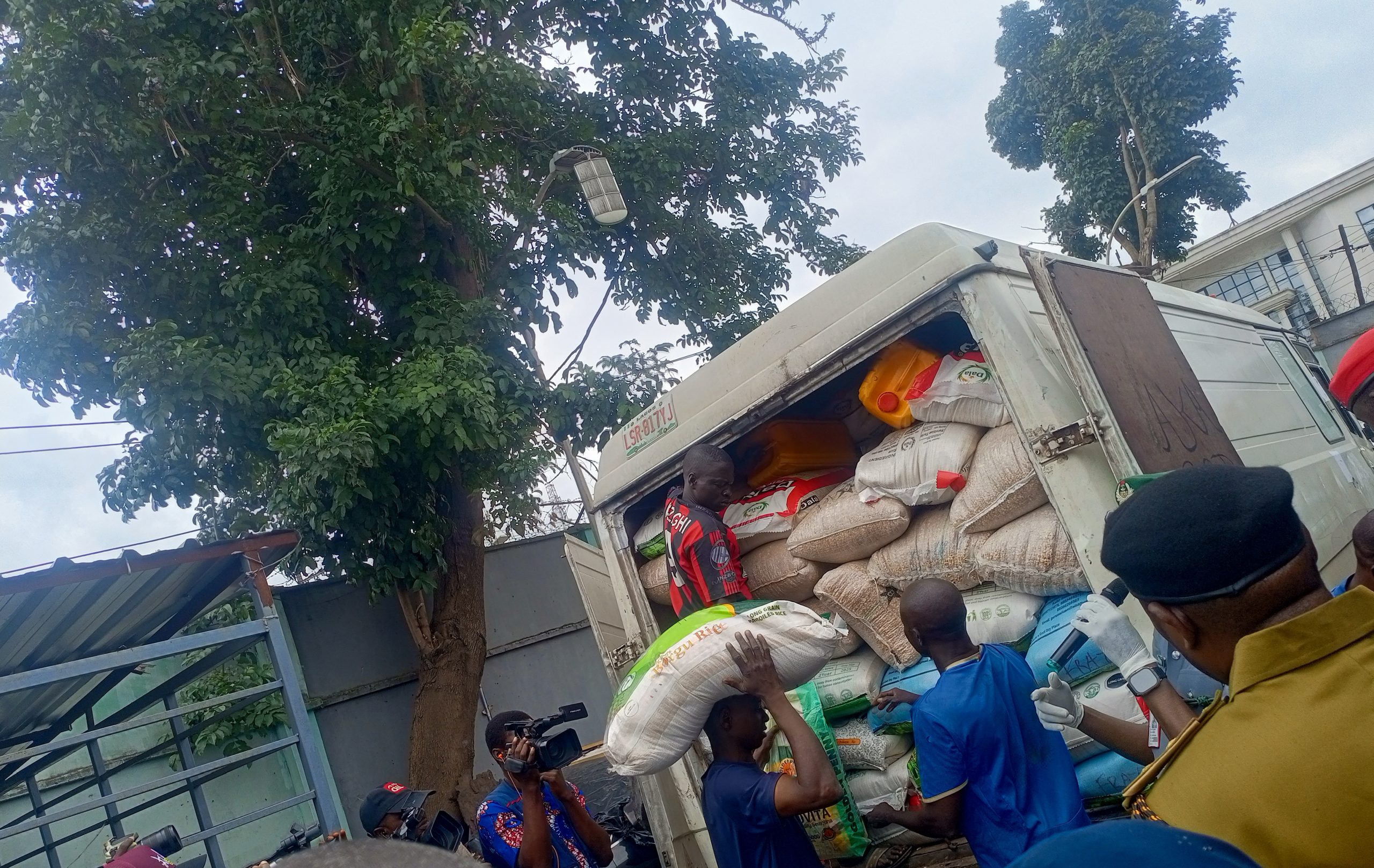 Customs FOU A seizes N3.14bn in contraband, arrests 13 suspects in S'West