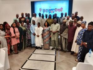 Ex-NIWA boss Oyebamiji bags media-friendly CEO award as Oyetola hails reforms 