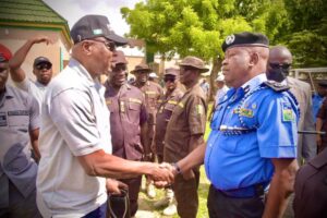 Customs commissions classroom block for Kirikiri inmates

