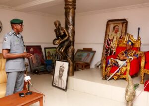 Seme Customs boss seeks collaboration with traditional rulers, security agencies to boost border trade
