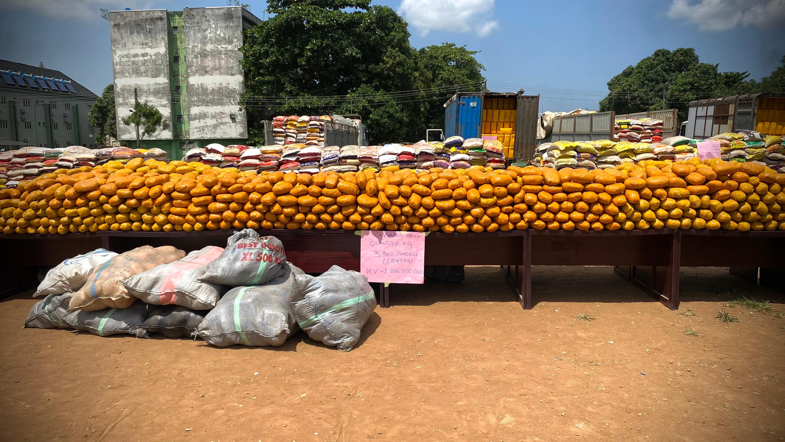 Customs arrests 71-yr-old with N2.35bn cocaine in Lagos, intercepts Ghanaian loud, rice, others 